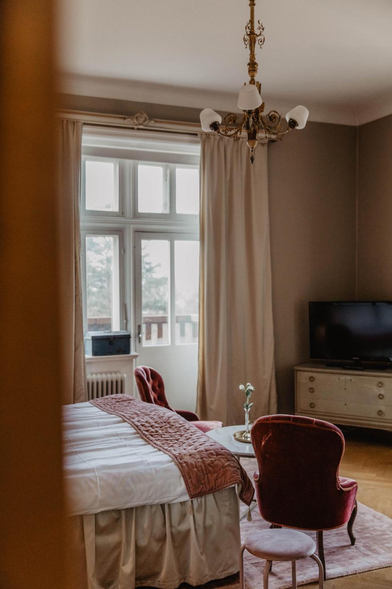 Hotel Slottsvillan Huskvarna Zewnętrze zdjęcie